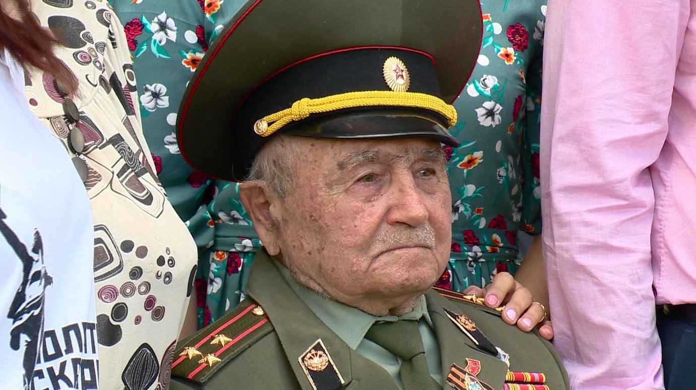 В Пензе ветерану Владимиру Керханаджеву исполнилось 96 лет