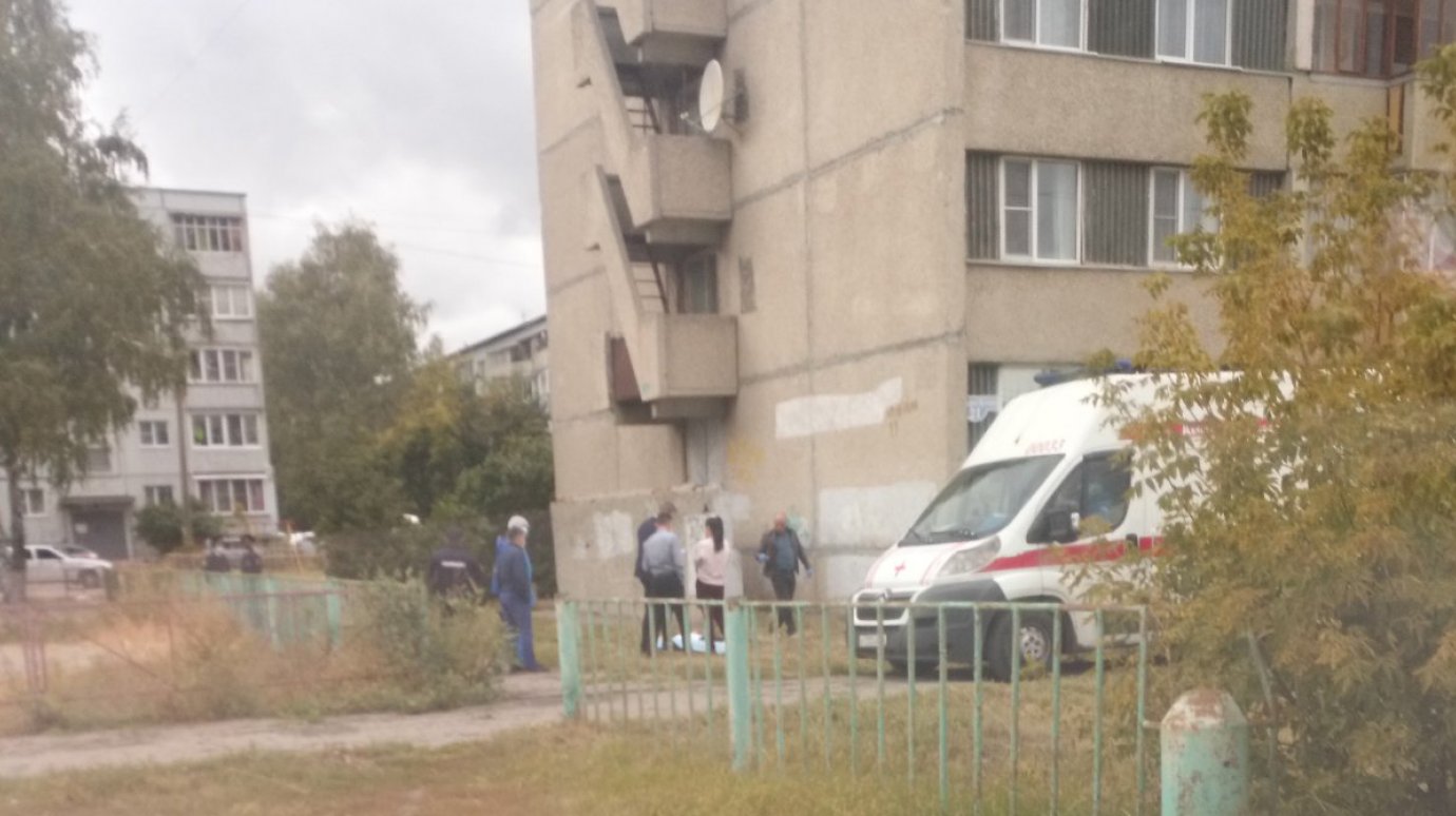 На улице Клары Цеткин в Пензе мужчина погиб после падения с высоты
