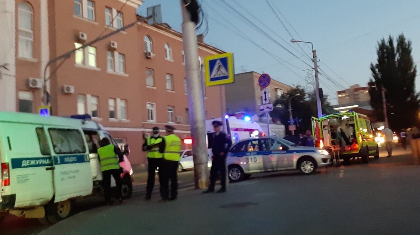 В Пензе мужчину доставили в больницу после наезда внедорожника