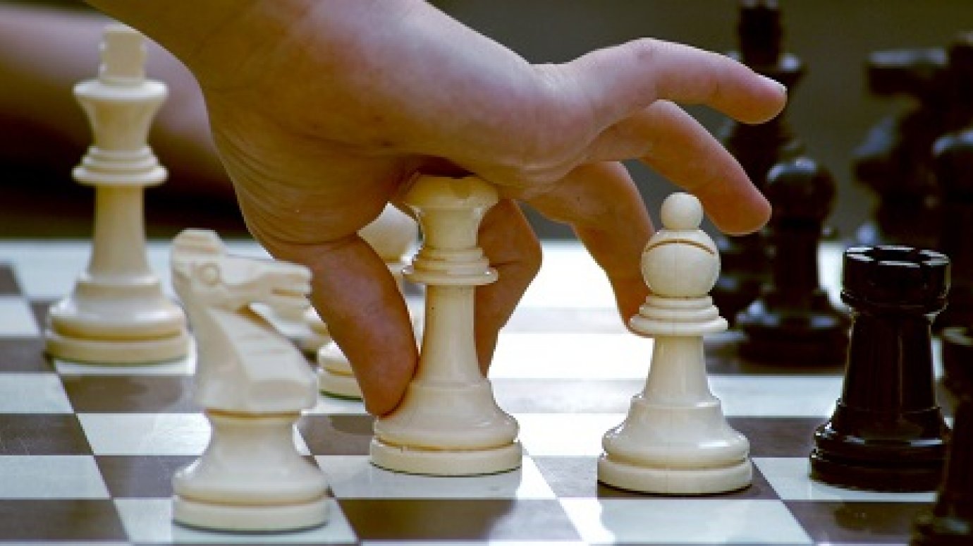 В Пензе престарелые заключенные сыграли в шахматы с ветеранами УИС