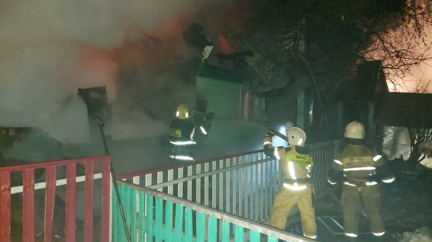 Появились подробности пожара в двух жилых домах в Нахаловке