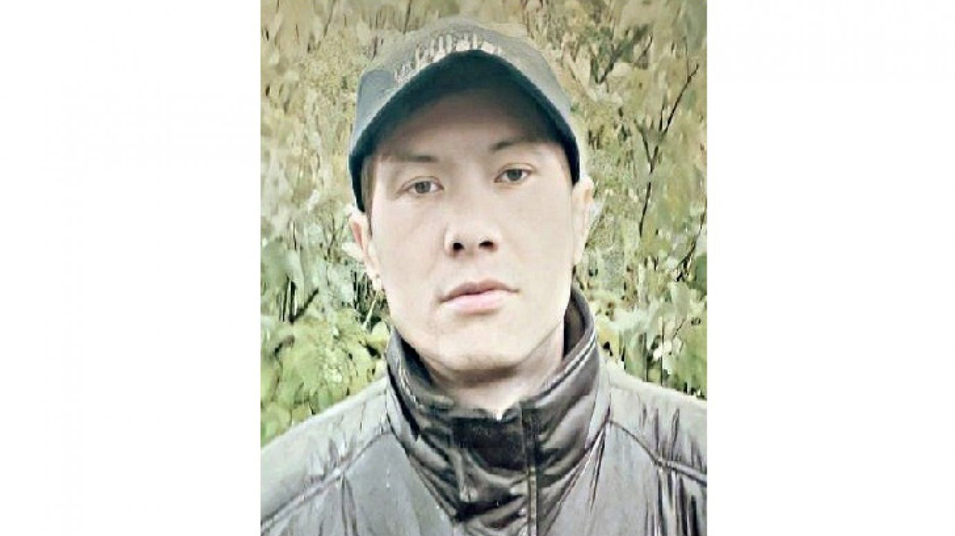 В Кузнецке волонтеры и полиция ищут горожанина в черной одежде