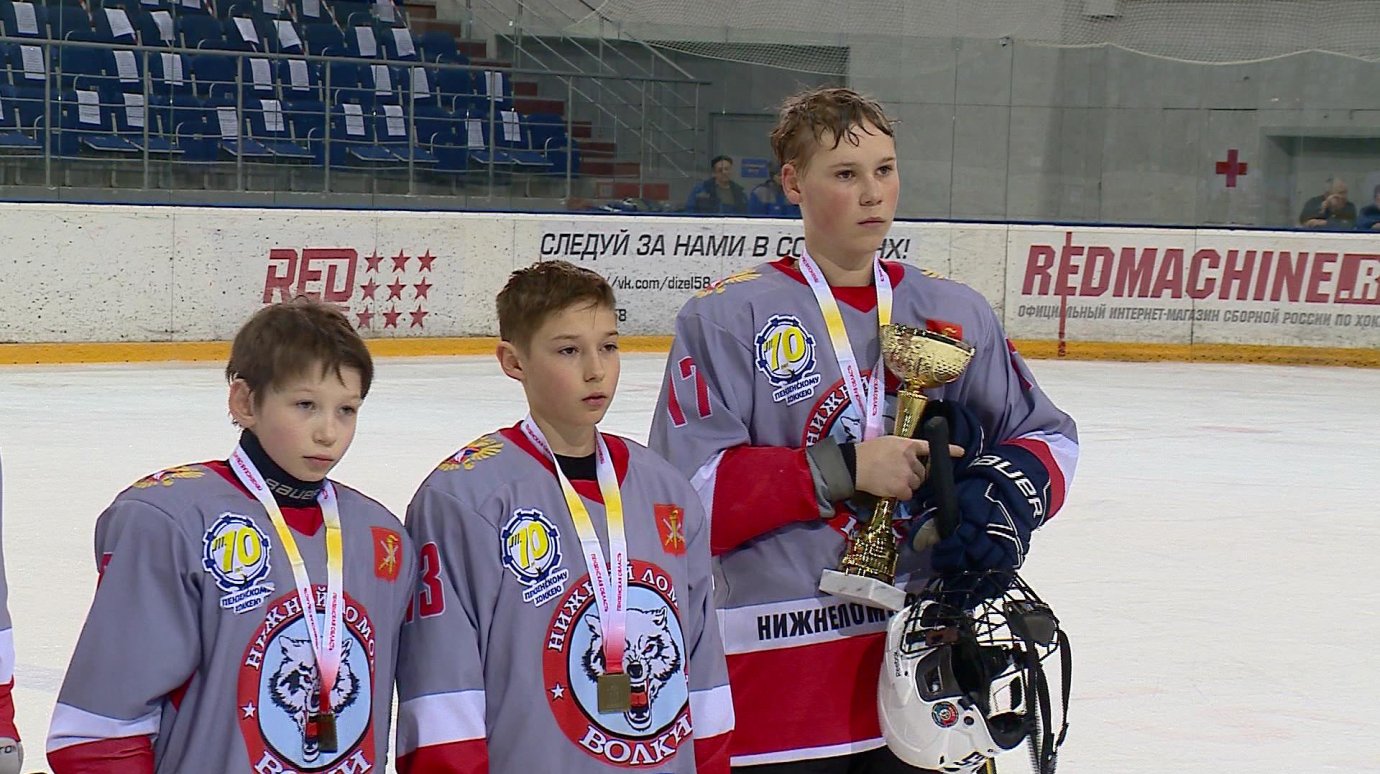 Нижнеломовские хоккеисты попали во всероссийский финал «Золотой шайбы»