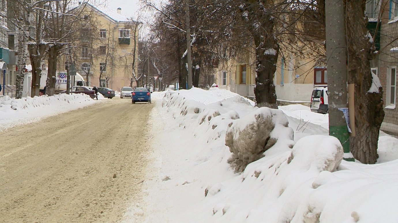 Пензячка о тротуаре на Лобачевского: Помогите нам, бога ради!