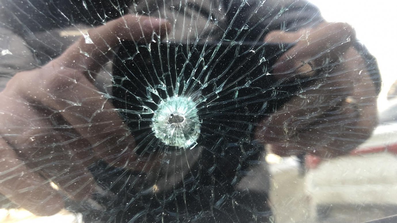 Пензенский водитель: Был выстрел, попали в стекло, сзади сидел ребенок