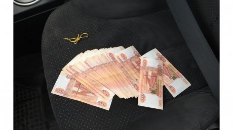 Главу администрации района подозревают в получении крупной взятки