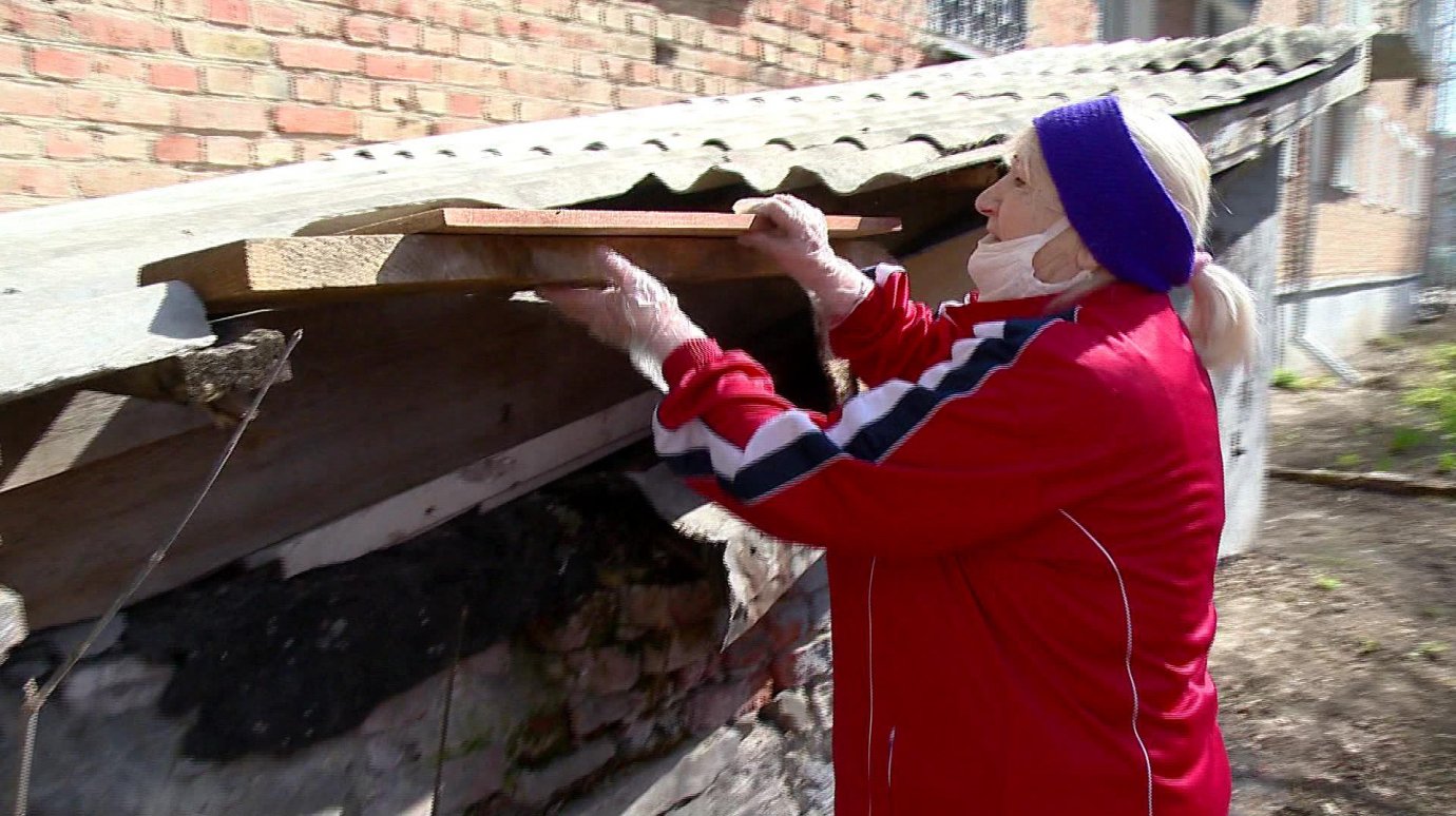 В Пензе активистка сама нашла материалы для ремонта в многоэтажке