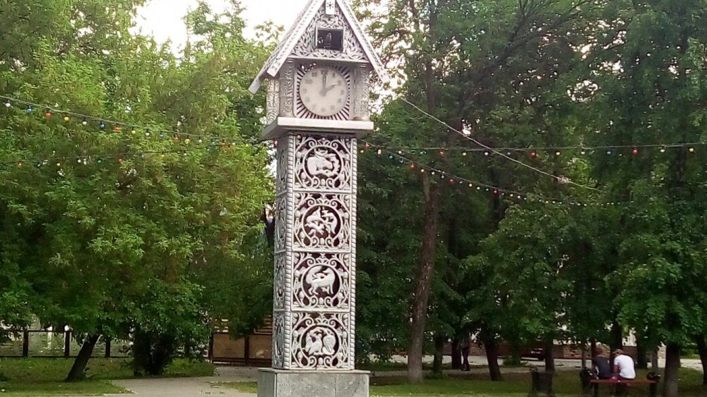 Часы Кукушка фонтан в Пензе на улице Московской