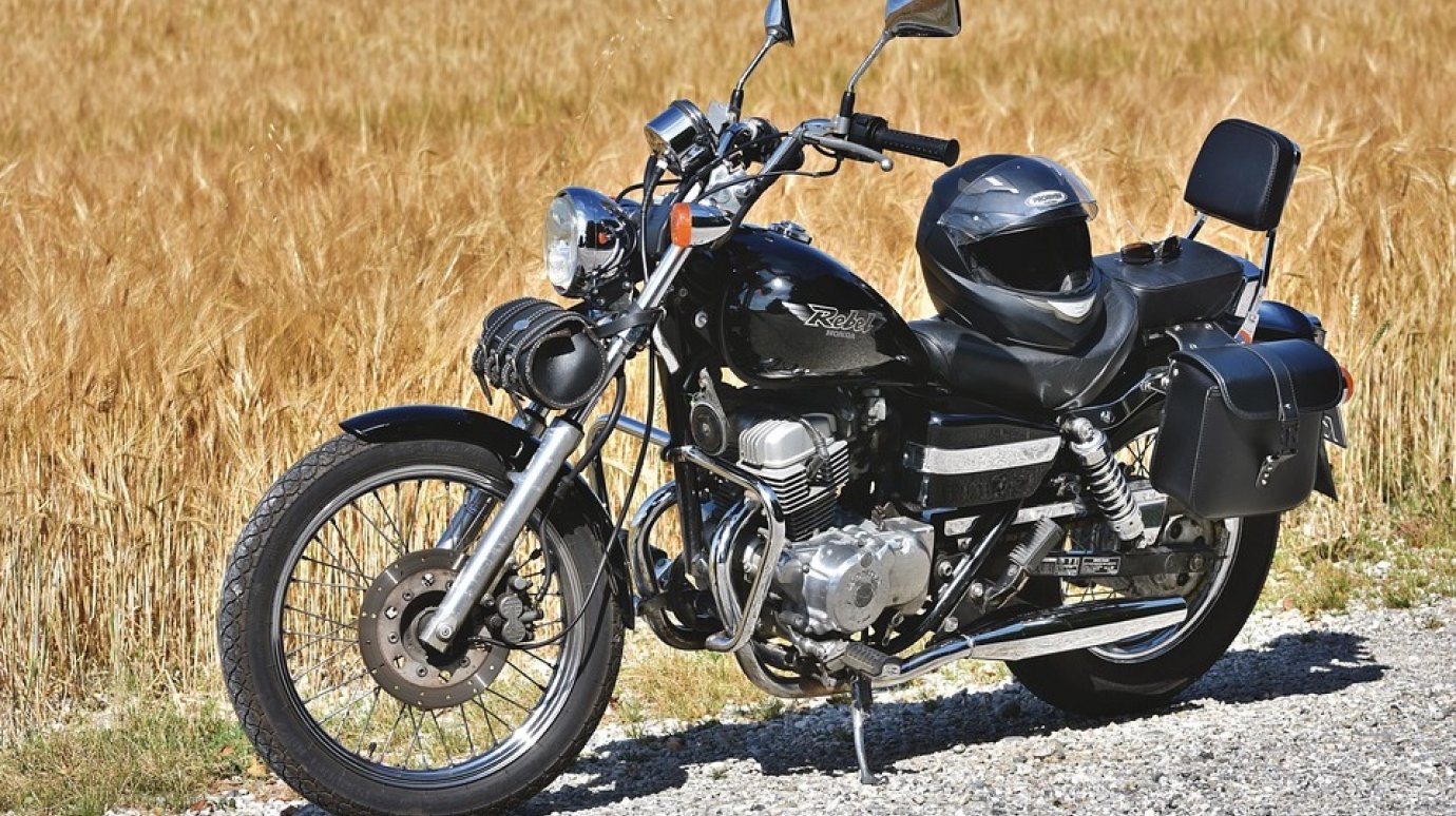 В Белинском районе на полевой дороге погиб мотоциклист