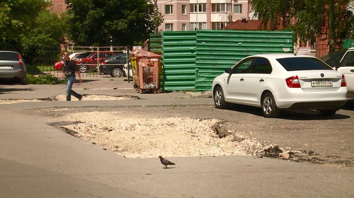 Пензенцы ждут восстановления асфальта после раскопок на улице Мира