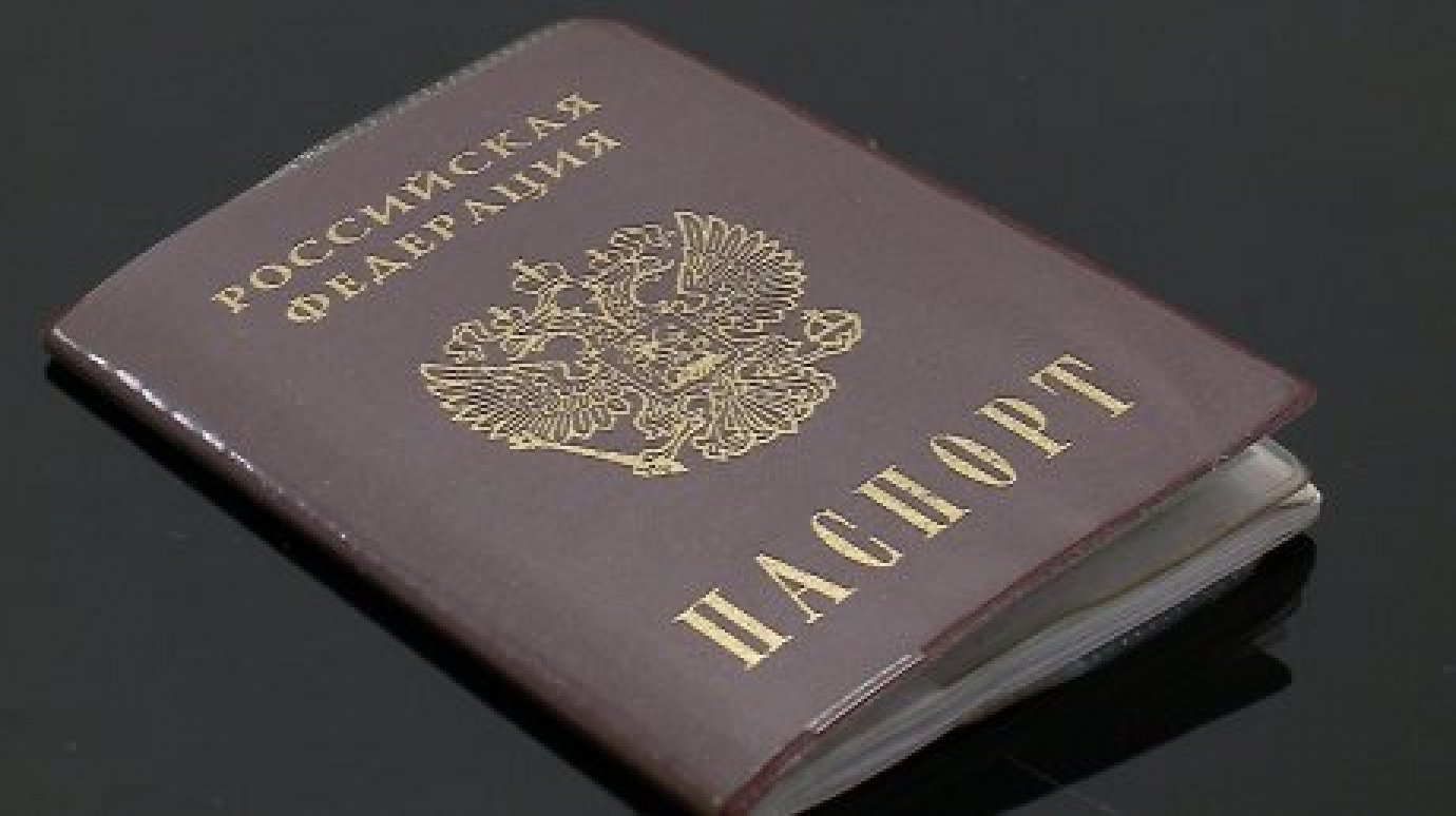 Елена Столярова рассказала о судьбе молодой матери без паспорта