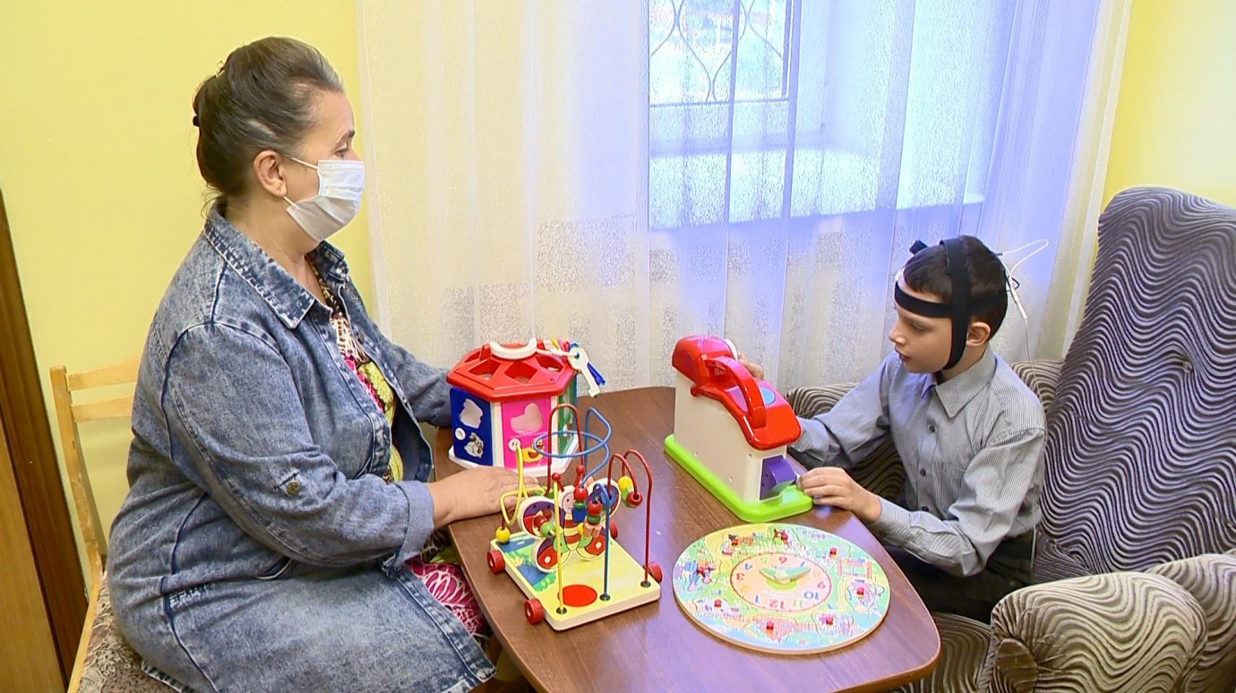 В Заречном рассказали о помощи в реабилитации детей-инвалидов