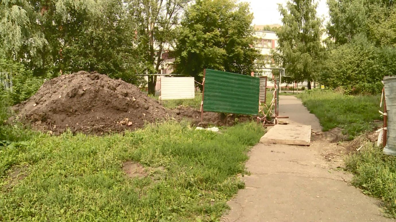 Траншеи на улице Терновского пообещали закопать