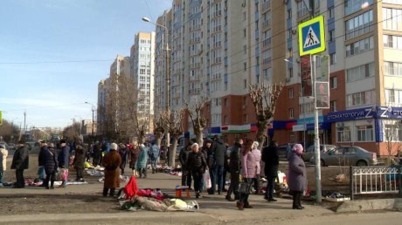 Сигнальные ленты не помогают в борьбе с рынком на Тернопольской