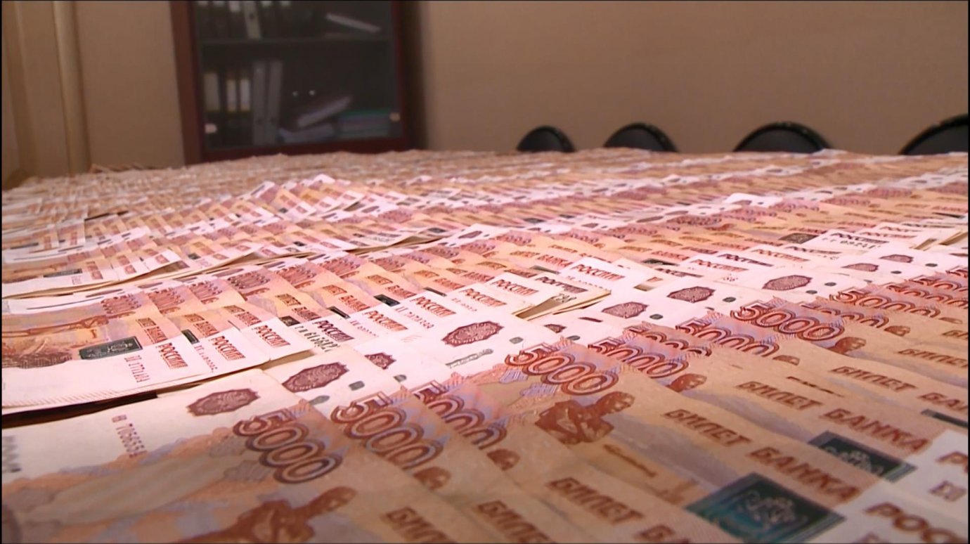 Полицейские помогли пензенцу вернуть украденные 920 000 рублей