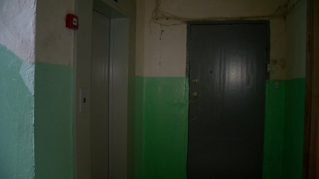 Жители дома на Терновского несколько месяцев ожидают запуска лифтов