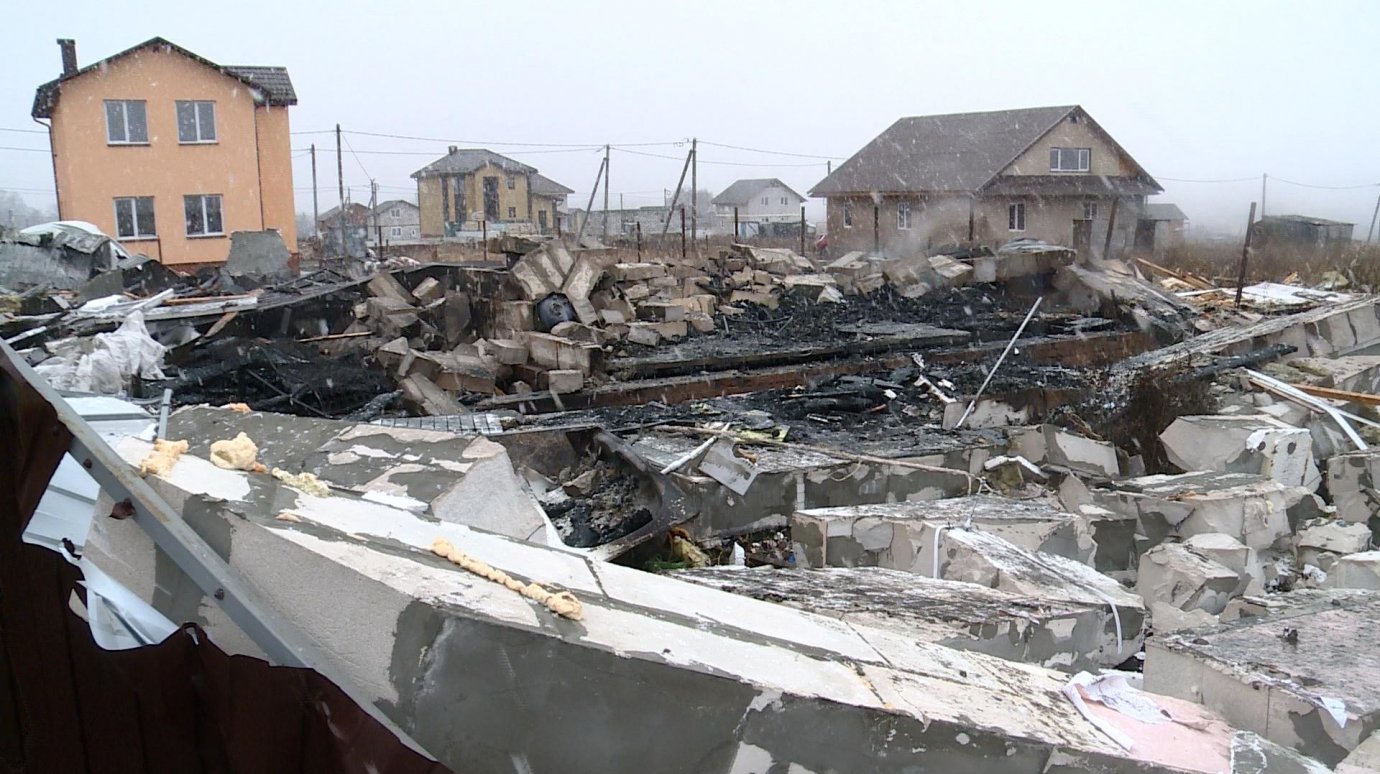 В поселке Заря взрывом газа уничтожило жилой дом