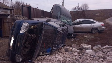 В Пензенском районе произошло ДТП с тремя автомобилями