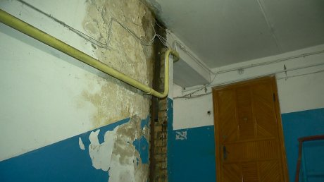 В Пензе квартиру инвалида затопило из-за забитого стояка