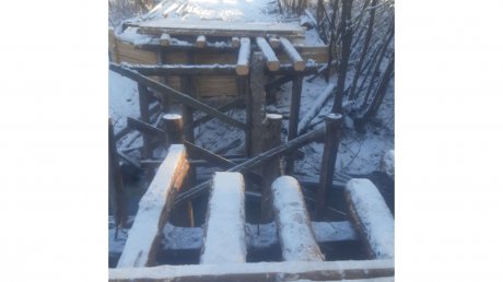 Остались без хлеба: жители Карауловки лишились моста
