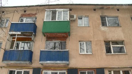 Подвал трехэтажки на ул. Егорова затопило канализационной водой