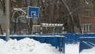 Ремонт спортивной площадки на Ленинградской удивил местных