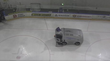 Лед «Дизель-Арены» затопило во время матча ВХЛ