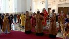На литургии пензенцы поздравили митрополита с днем ангела
