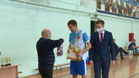 Зареченские пожарные победили в турнире по мини-футболу