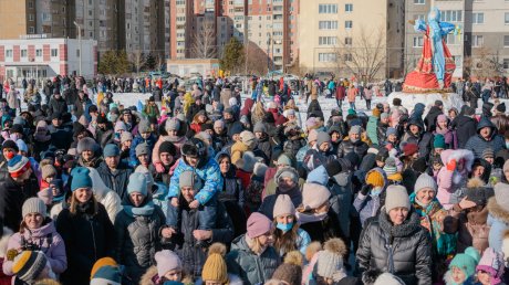 В Железнодорожном районе отметили широкую Масленицу