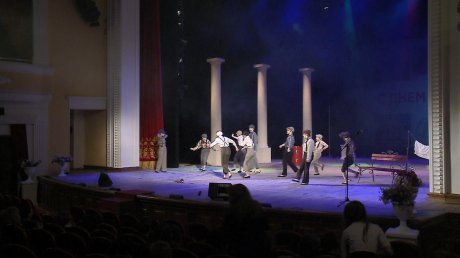 В Пензе наградили причастных к театральному искусству