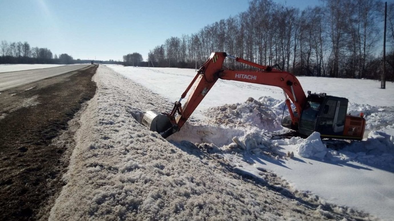 Паводок в пензе 2024. Противопаводковые мероприятия на автомобильных дорогах. Региональная автодорога. Регион снега. Фото снежных дорог.