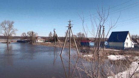 В Головинщине с опаской следят за уровнем воды в Атмисе