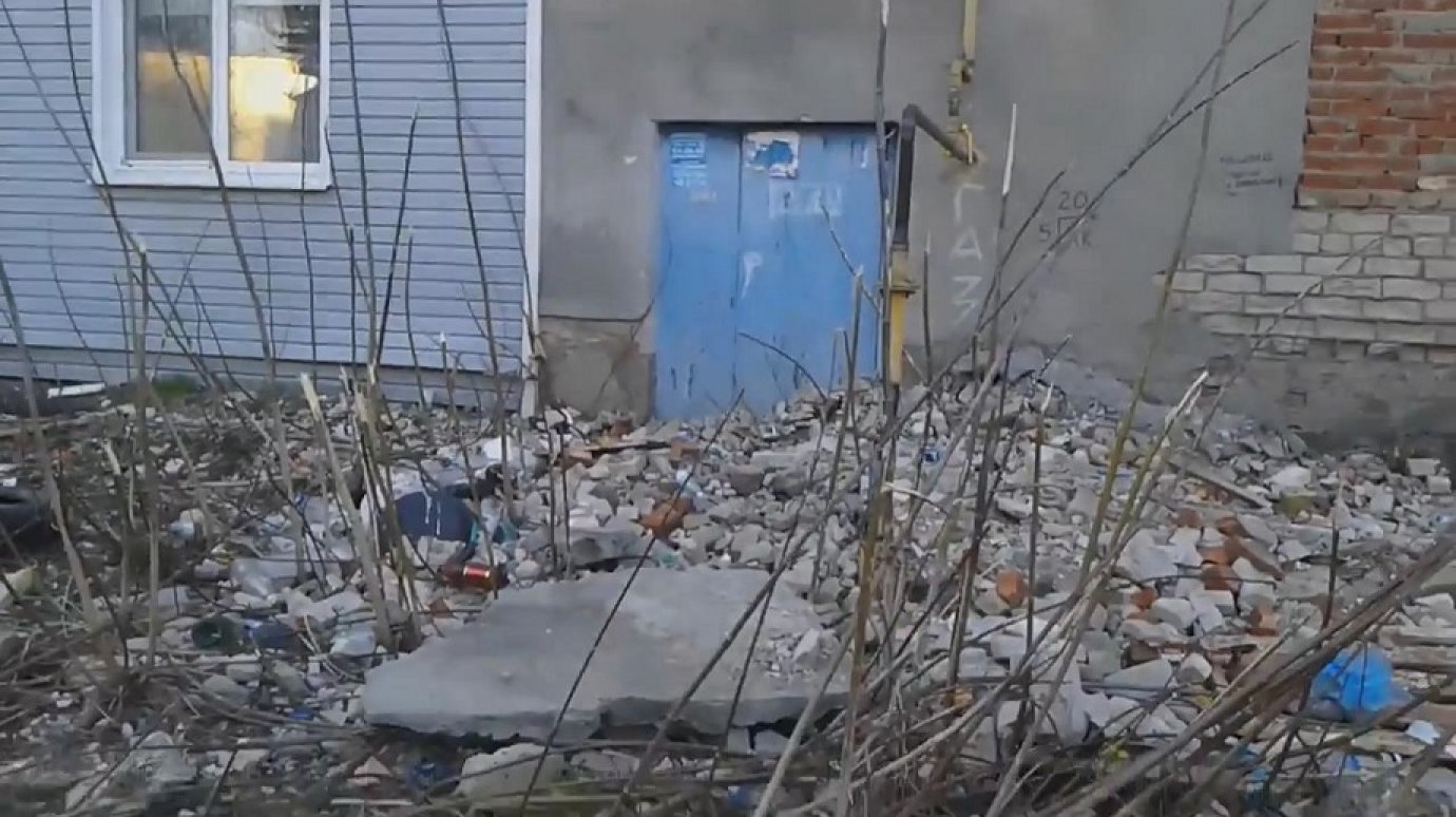 Пензенец запечатлел мусорный апокалипсис на улице Беляева