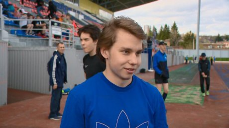 Весенний кросс объединил школьников на стадионе «Первомайский»