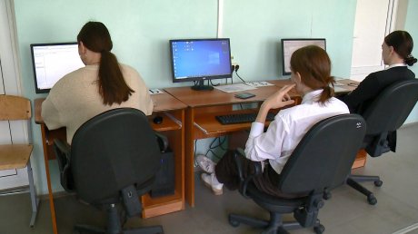 В Пензе школьники приняли участие в апробации ЕГЭ по информатике