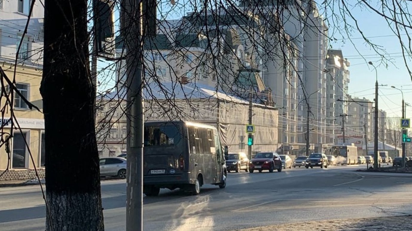 Три дома в центре Пензы могут признать аварийными