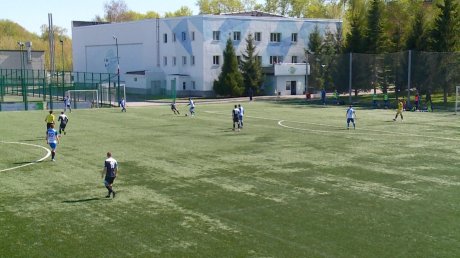 Кубок областной федерации футбола выиграл каменский «Дорожник»