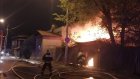 Из загоревшегося дома на Урицкого эвакуировали двоих человек