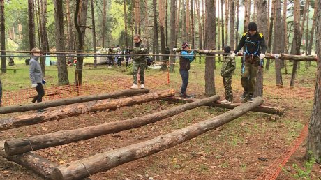 Школьники области приняли участие в военно-спортивной игре «Орленок»