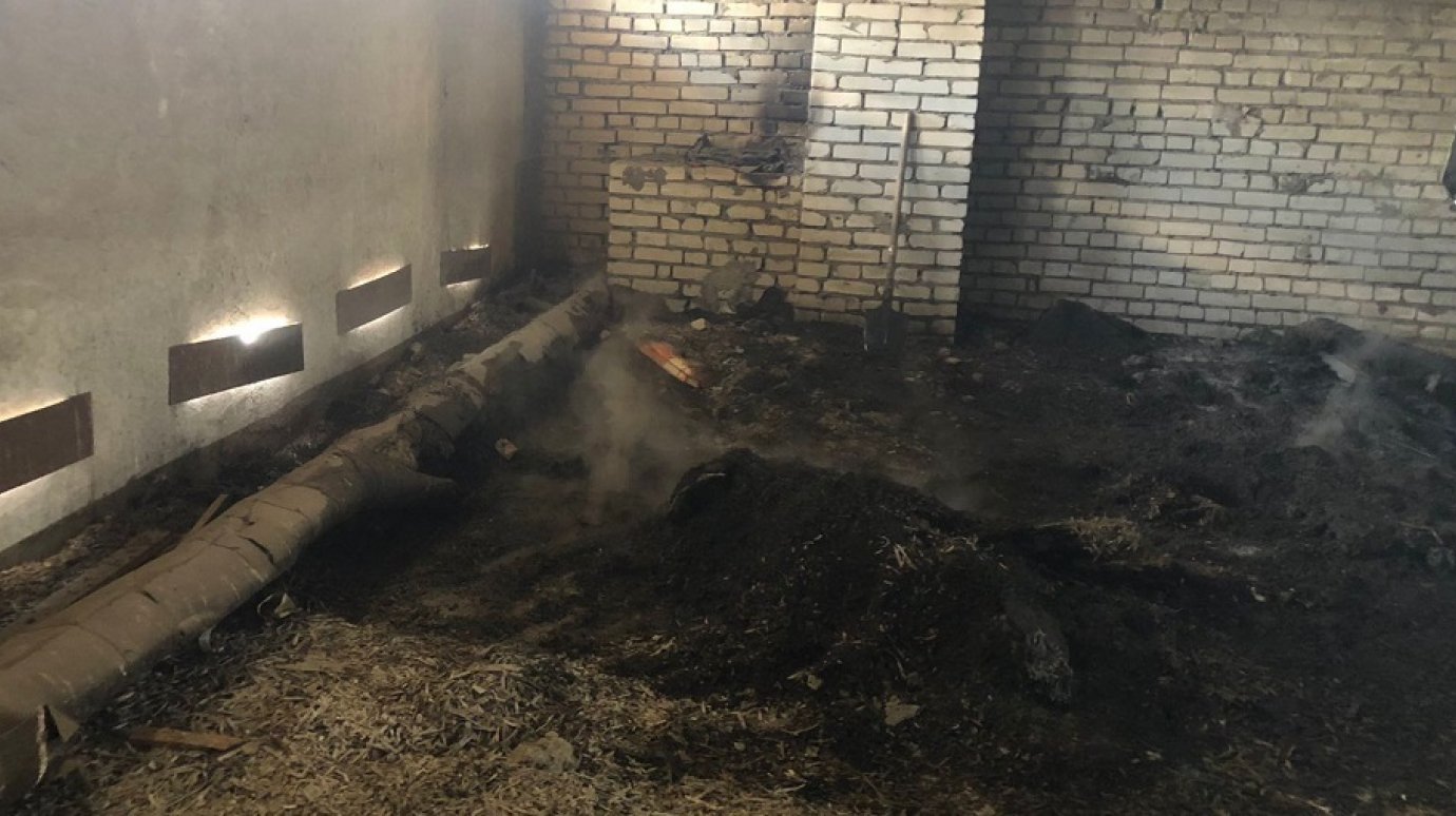 Причиной пожара на чердаке многоэтажки в Заречном стал поджог