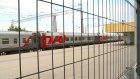 На железнодорожной станции Пенза-I установили высокий забор