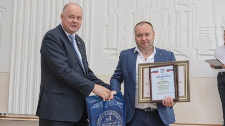 Вадим Супиков поздравил медиков с профессиональным праздником