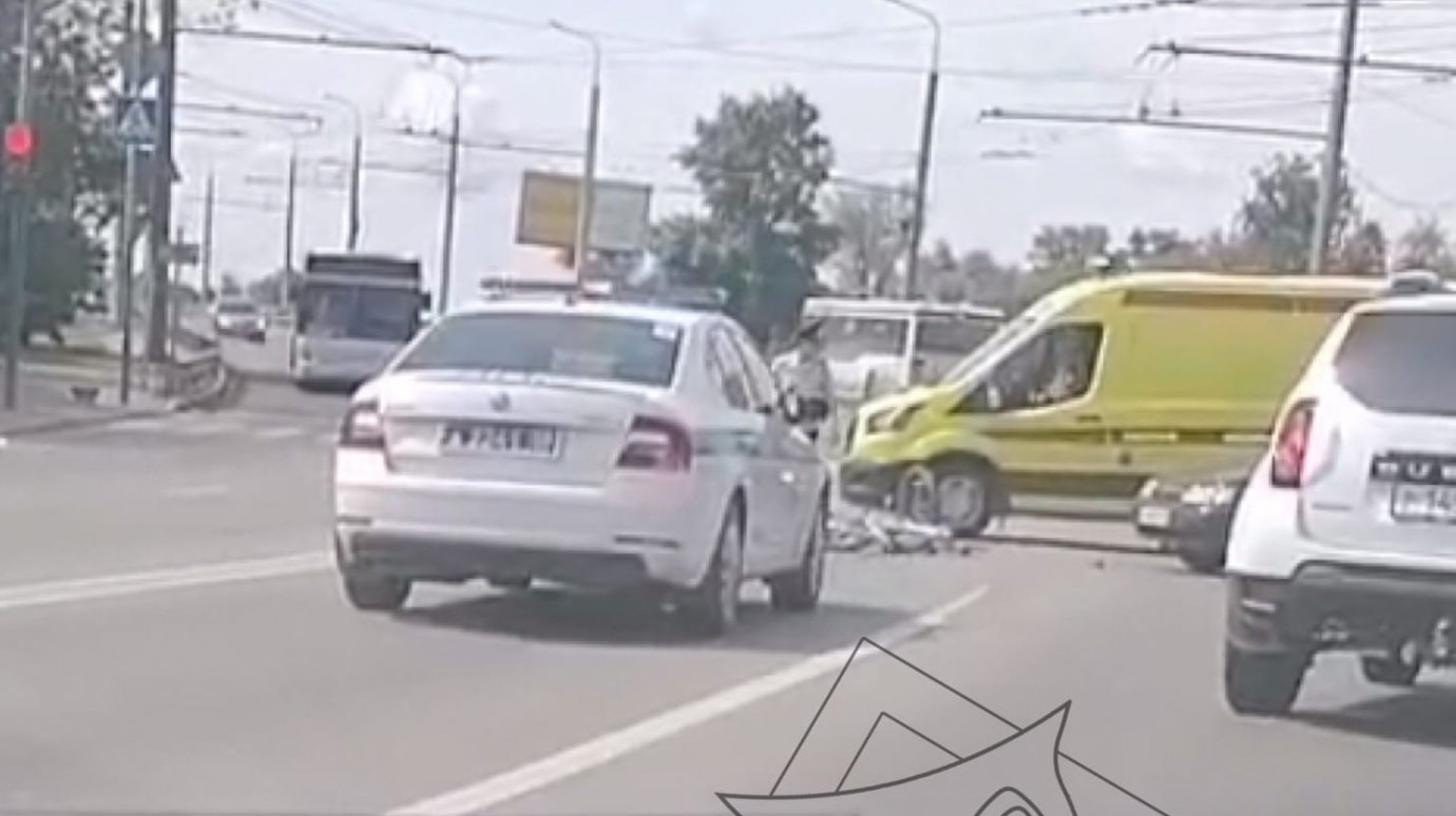 В Терновке в аварии пострадал 41-летний велосипедист