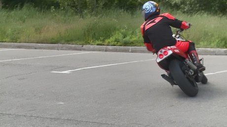В Пензе пассажирам мотоциклов напомнили о правилах безопасности