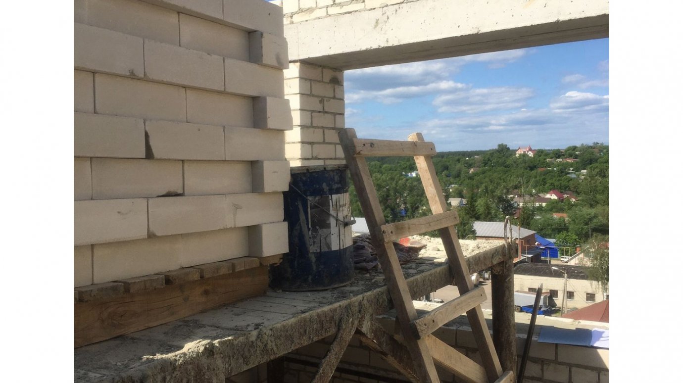 В Кузнецке расследуют гибель строителя на объекте