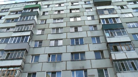 Жители девятого этажа в доме на Ладожской страдают от протечек