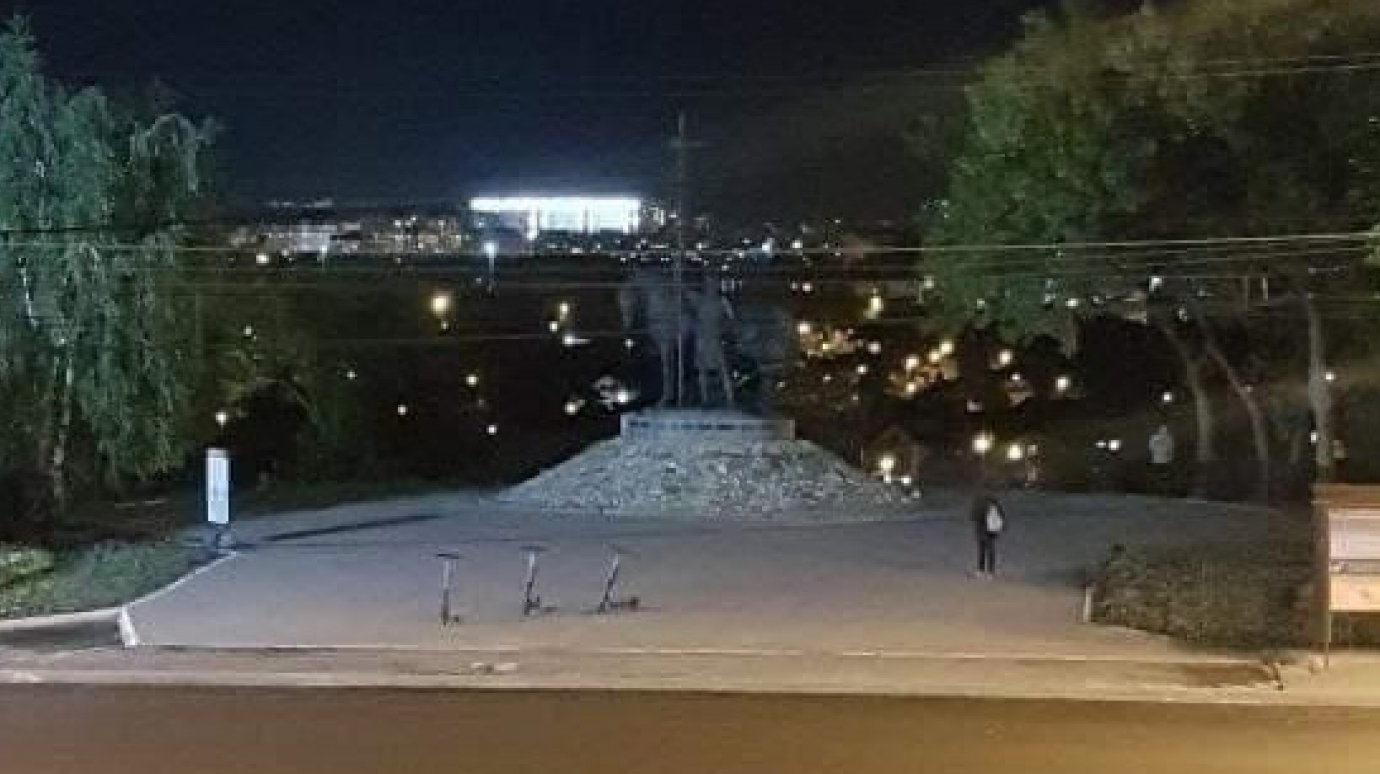 Жители Пензы предложили подсветить памятник Первопоселенцу