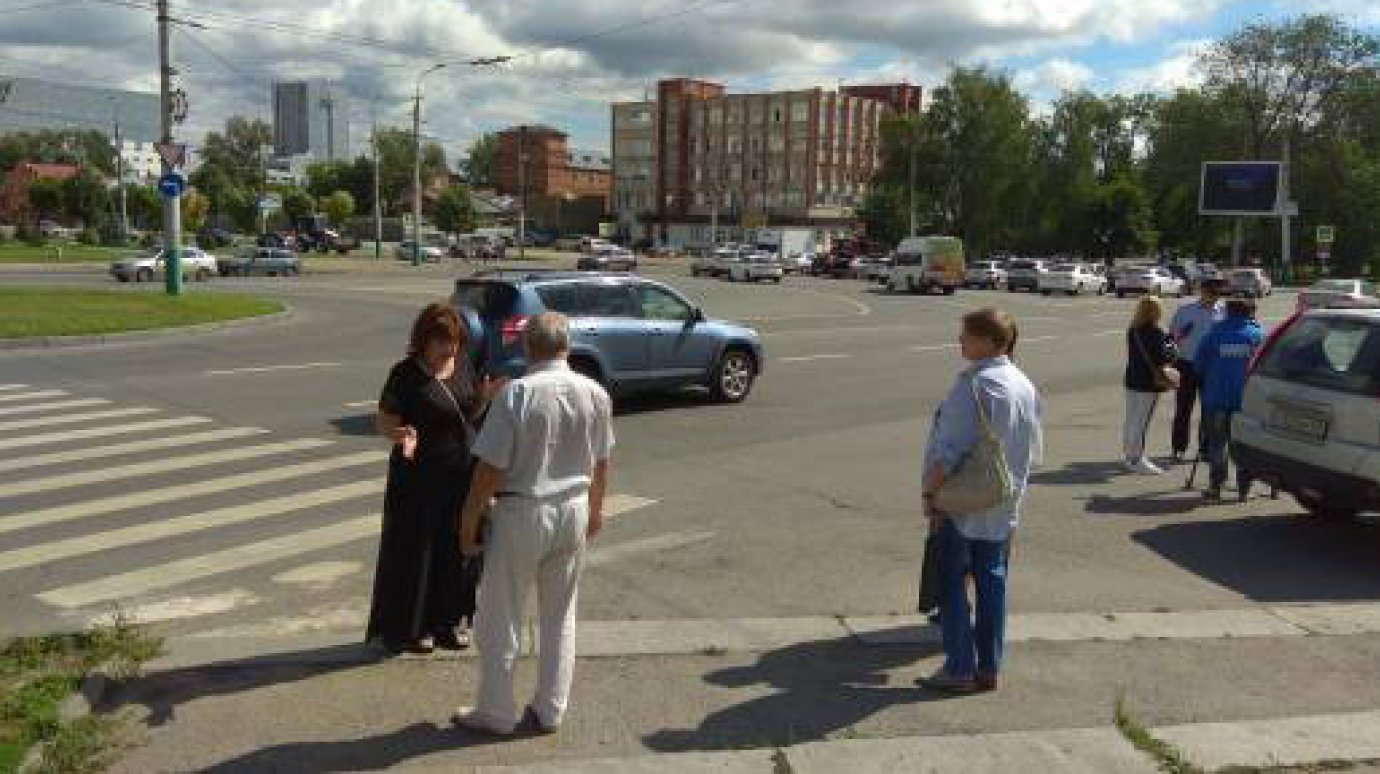 В Пензе проверили, насколько безопасны пешеходные переходы