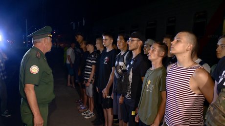В Пензе торжественно открыли военно-патриотические сборы «Гвардеец»
